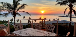 Blue Water Bay Holiday Apartment